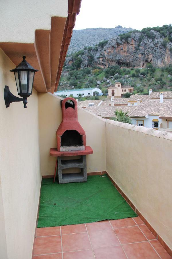Casa Estacion De Benaojanヴィラ エクステリア 写真